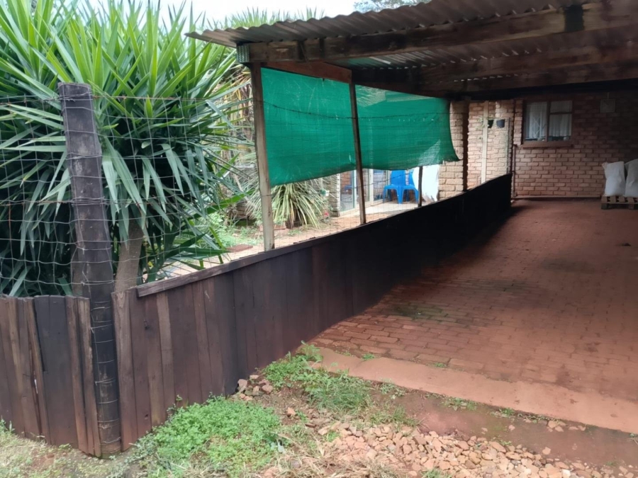 Commercial Property for Sale in Hartbeesfontein North West